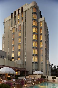 Sunset Towers Hotel